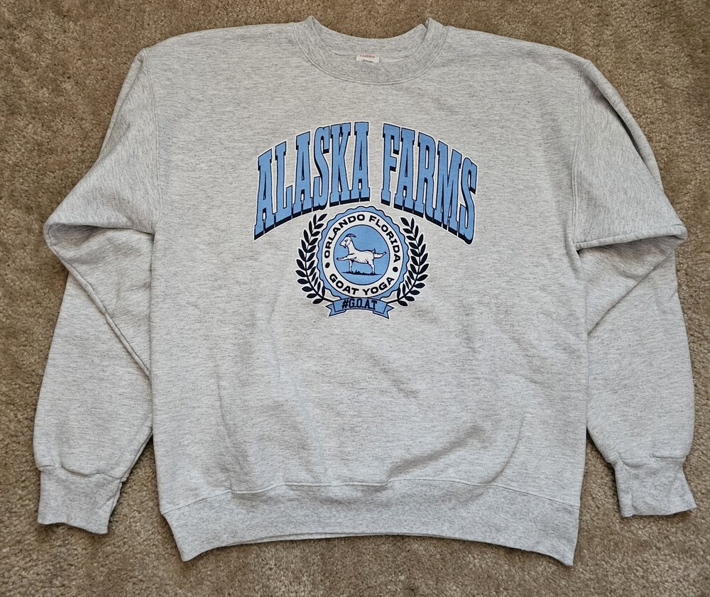 Alaska Farms Orlando Goat Yoga Sweatshirt Hanes Medium Gray Crewneck Florida